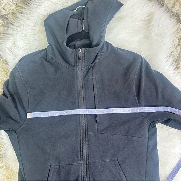 lululemon athletica Black Zip Up Jacket - Picture 9 of 9
